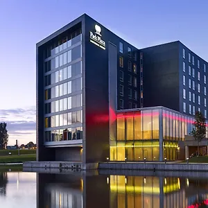 Park Plaza Amsterdam Airport Szálloda